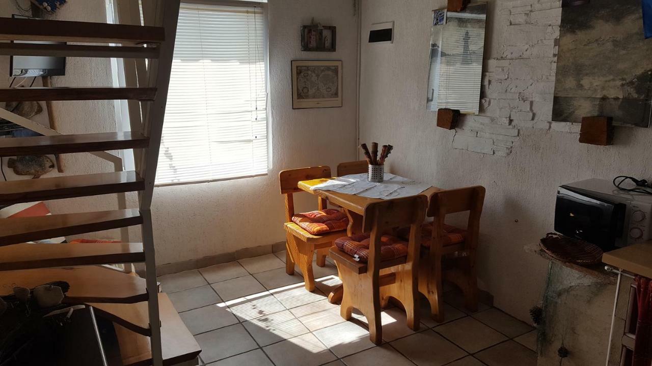 Apartments Lopar Story エクステリア 写真